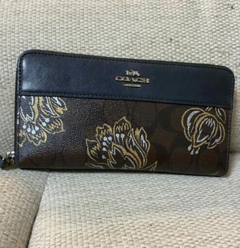 COACH コーチ 花柄 長財布