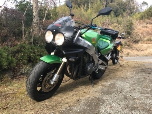 ホンダ CBR900RR SC28