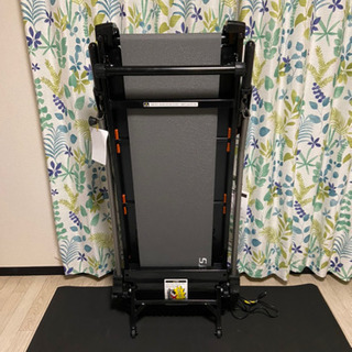 ★買って半年使用回数2回☆綺麗なランニングマシーン