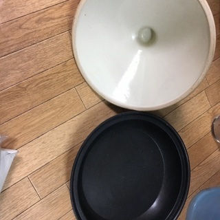 扇風機、鍋、皿など0円