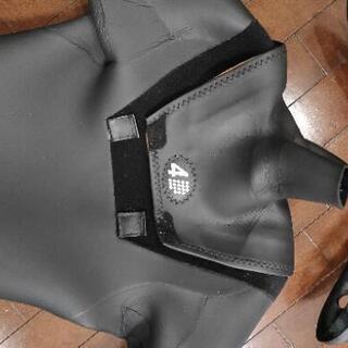 ウエットスーツ　セミドライ