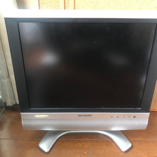 15インチテレビ（シャープAQUOS）