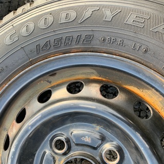 サマータイヤ+ホイールセット 145R12 ジャンクグッドイヤー バモス装着 − 群馬県