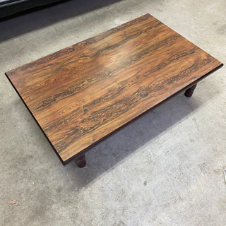 終了いたしました　木製のテーブル
