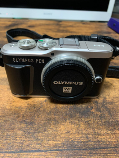 OLYMPUS ミラーレス一眼カメラ PEN E-PL9