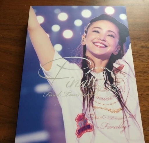 「安室奈美恵/namie amuro Final Tour 2018～Finally～ 東京ドーム最終公演+25周年沖縄ライブ+5月東京ドーム公演〈初回盤・5枚組〉」 安室奈美恵 定価: ￥ 8,962