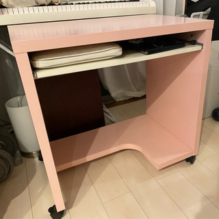 【ネット決済】パソコンデスク ピンク IKEA