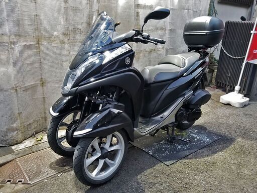 ヤマハ　トリシティ１２５　普通自動車免許　ヘルメット義務なし　トライク・側車付きオートバイ・側車付き軽二輪　フロント拡幅４６５ｍｍ