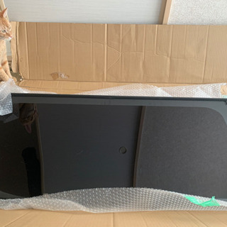 車のパーツ ハイエース5型 スモークリアガラス