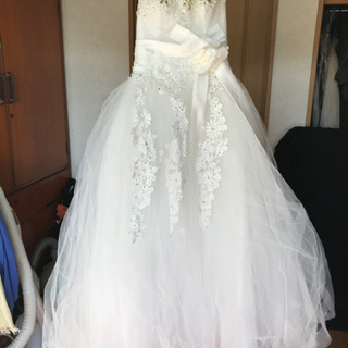 ウエディングドレス　9号から11号（値下応相談）
