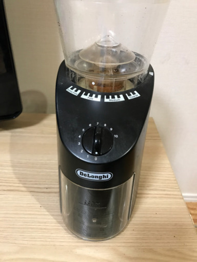 デロンギ【DeLonghi】コーン式コーヒーグラインダー　コーヒーミル