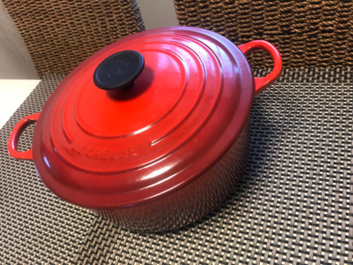 ル・クルーゼ　ココットロンド　サイズ:24 中古