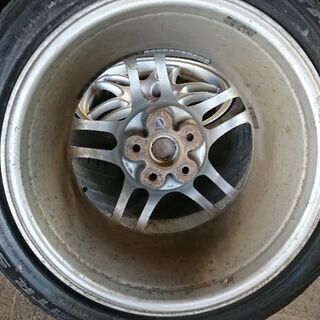 33GT-R 純正ホイール 2本 タイヤ死んだやつ着けてます