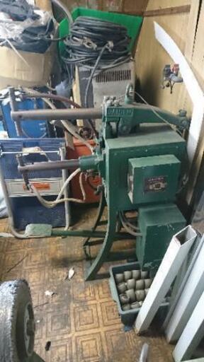 スポット溶接機 足踏式点溶接機 DAIDEN 数日だけ、値下げします 