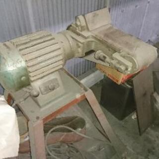 ベルトグラインダー 日立　数日だけ値下げします。