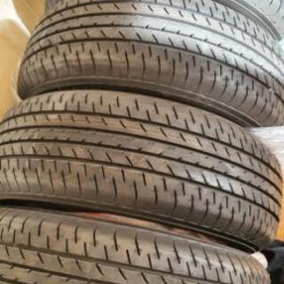値下げ！！【ほぼ新品！走行20km！表面トゲ有有】225/60R17 ブルーアース アルファード ヴェルファイア フォレスター