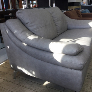 1/4 【超✨美品✨】 福岡 東区 12万円購入 モダンstyle 2P ソファ ソファー 2人掛け 椅子 スタイリッシュ デザイン グレー 灰色 ソフトレザー クール オシャレ