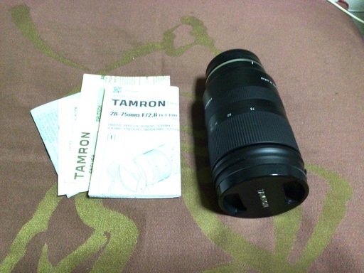カメラレンズ　タムロン　　28-75mm F/2.8 Di III RXD大人気商品