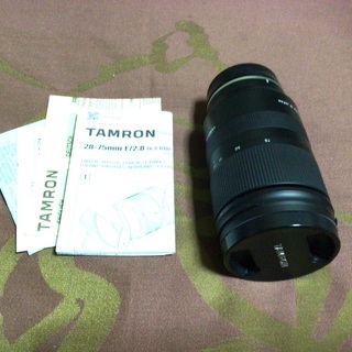 カメラレンズ　タムロン　　28-75mm F/2.8 Di II...