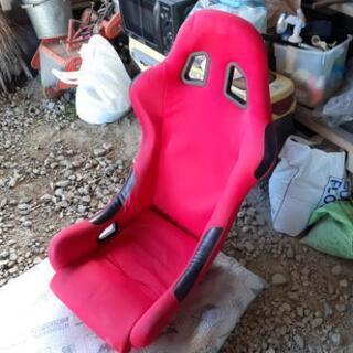 値下げ)フルバケットシート(赤)メーカー不明