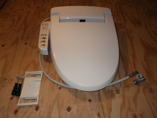 暖房温水洗浄便座　INAX　CW-KB11