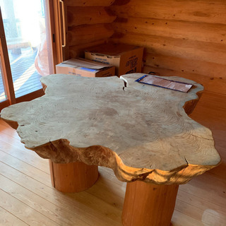 一枚板テーブル（イチョウの木）