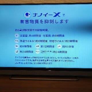 TOSHIBA REGZA V30 40V30　やや暗い部分あり