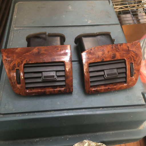 10系アルファードエアコン吹き出し口 宜しく メカドック 伊勢田の車のパーツの中古あげます 譲ります ジモティーで不用品の処分