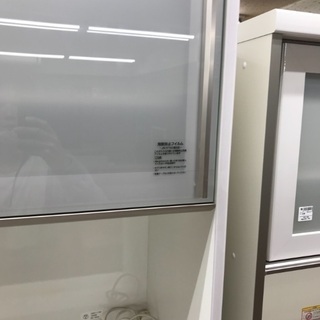 綾乃製作所の食器棚 サイレントレールにブルモーション機能のハイ 