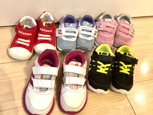 週末セール 子供靴5足nike ニューバランス ミキハウス Adidas12 5センチ 15 5センチ Neosis 南鳩ヶ谷のキッズ用品 子供用シューズ の中古あげます 譲ります ジモティーで不用品の処分