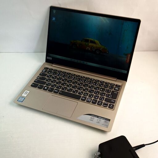 【売約】高速起動 美品 ノートPC Lenovo Corei5 8250U メモリ4GB SSD256GB ideapad 320S パソコン