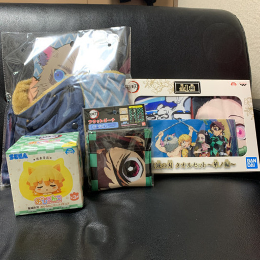 鬼滅の刃小物グッズ売ります