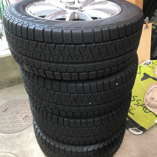 最終値下げ】スタットレスタイヤ 4本セット 235／55 R17