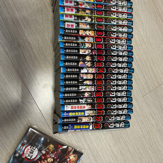 鬼滅の刃　全巻、1〜23巻＋映画特典の本