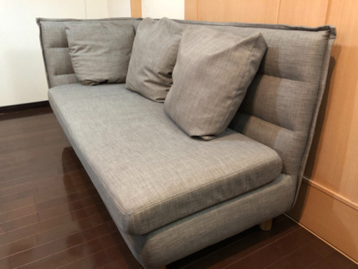 ソファ+枕(3個)