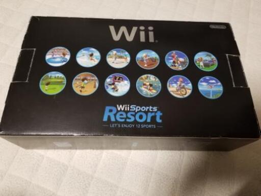 今だけ大幅値下げ中☆【Wii本体(クロ)、リモコンプラス2個、Wiiリゾート】