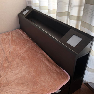 ダブルベッドフレーム】LED照明・引き出し収納・2口コンセント