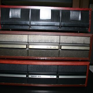 カセットテープ収納ケース　３個セット　おまけ２個！！