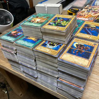 【ネット決済・配送可】遊戯王カード（約100枚）