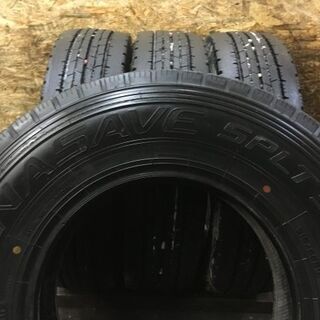 DUNLOP ENASAVE SPLT50 215/85R16 120/118N LT 16インチ トラックタイヤ 夏タイヤ 4本 2018年製 バリ溝 (TU93) クレジットカード ＱＲ決済可能