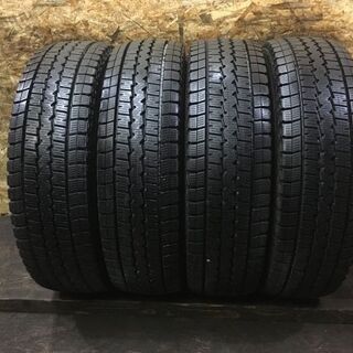 DUNLOP WINTER MAXX SV01 195/80R15 107/105L LT 15インチ スタッドレス 4本 2020年製 バリ溝 キャラバン等　(VTF330) クレジットカード ＱＲ決済可能