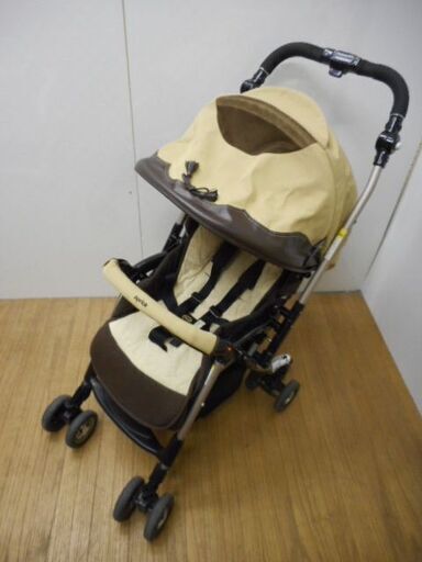 re0025　アップリカ　両対面A型ベビーカー　ラウラクワトロギルド　Aprica　ベビーカー　両対面式　取扱説明書付　大容量バスケットタイプ　オックスフォードベージュ