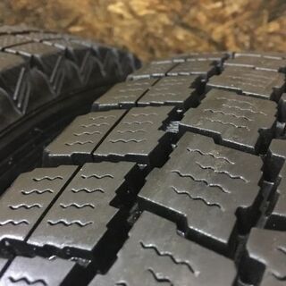 【GOODYEAR 195/80R15 107/105L LT】スタッドレス【200系 ハイエース 純正ホイール 15インチ 6J6HPCD139..7+35】　(MTE45) クレジットカード QR決済可能