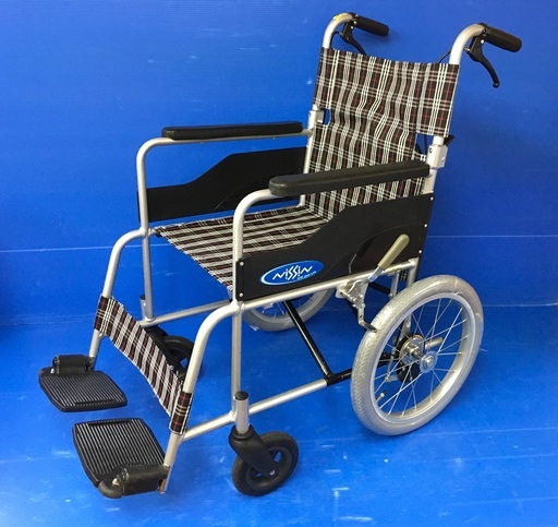 介助式車いす 標準型　 NC-2CB 日進医療器　車椅子　車イス　【後輪タイヤ新品】