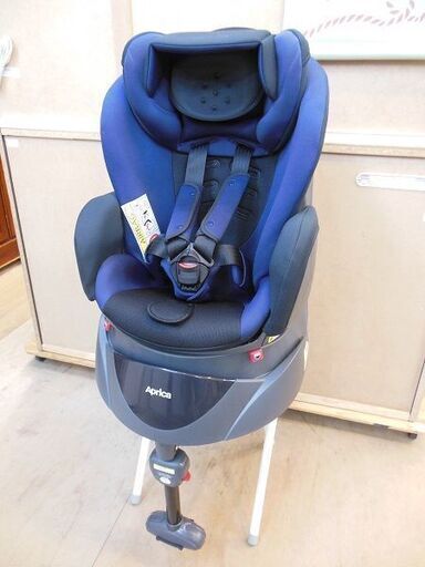 【販売終了しました。ありがとうございます。】Aprica　チャイルドシート　ディアターン プラスAB　2022072　中古美品 / 2018年購入　西松屋モデル　ネイビー