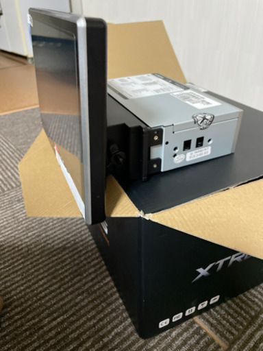 XTRONS10.1インチ　別DVDプレイヤー付き XTRONS10.1インチ 別DVDプレイヤー付き