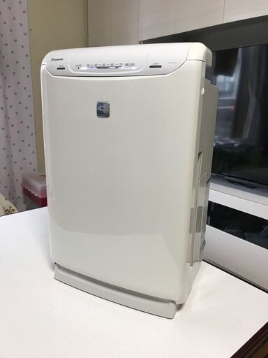 （お取り引き中です）ダイキン加湿空気清浄機うるおい光クリエール　MCK65KBB-W