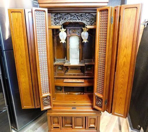 未使用・展示品 欅 仏壇 春光 台付き 二重扉 けやき ケヤキ