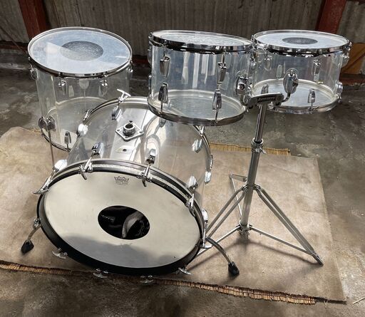 Ludwig vistalite 4点セット クリアー 80年代B/Oバッジ