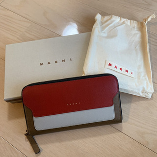 美品】MARNI (マルニ) レザーウォレット 長財布 【公式通販】